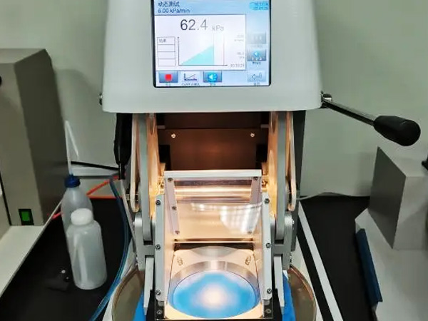 測(cè)水壓機(jī)